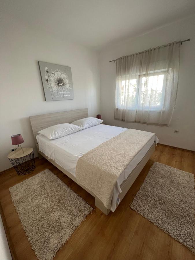 Apartman Burcul Sukošan Esterno foto
